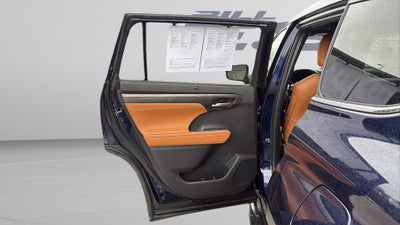2024 Toyota Highlander Platinum