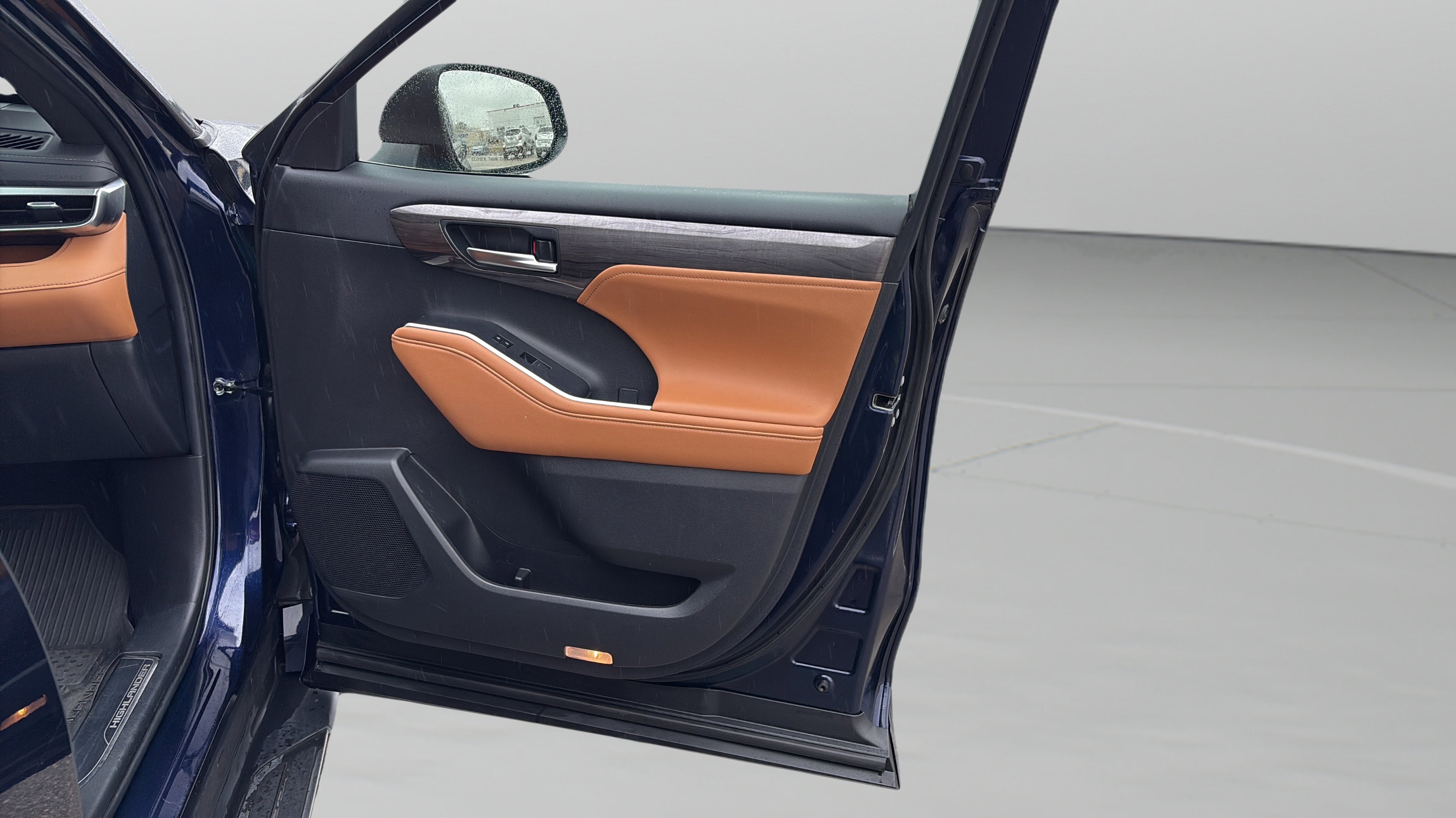 2024 Toyota Highlander Platinum