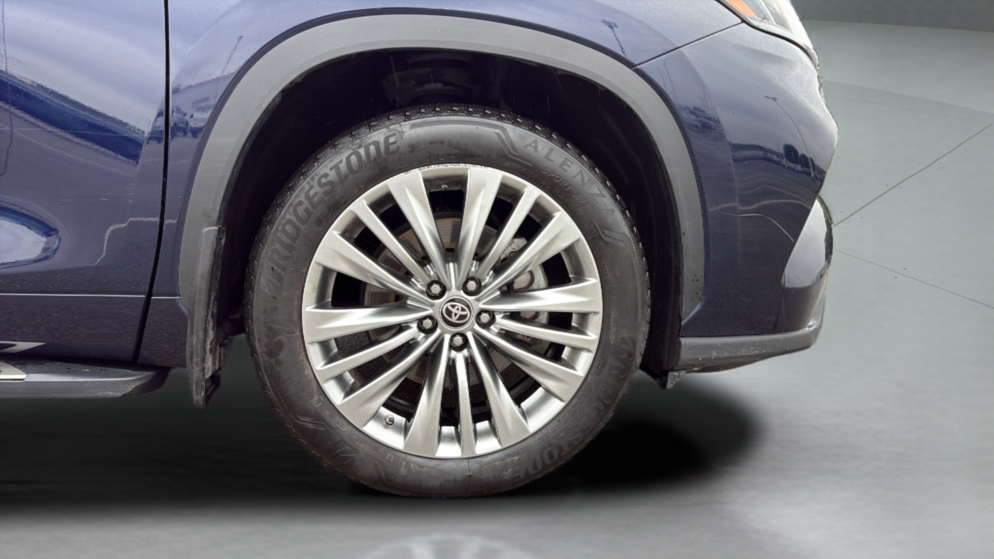 2024 Toyota Highlander Platinum