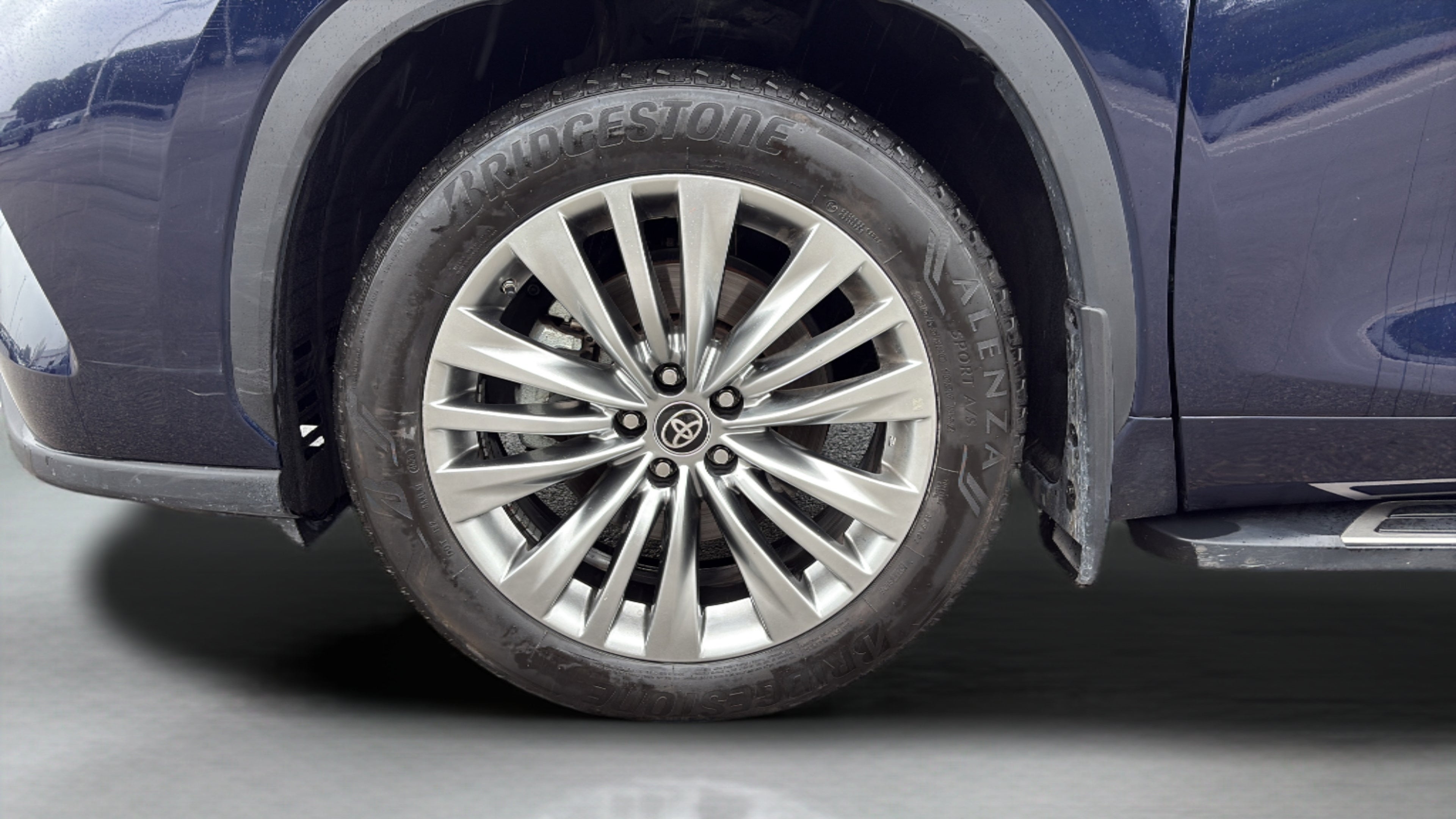2024 Toyota Highlander Platinum