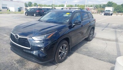 2023 Toyota Highlander XLE