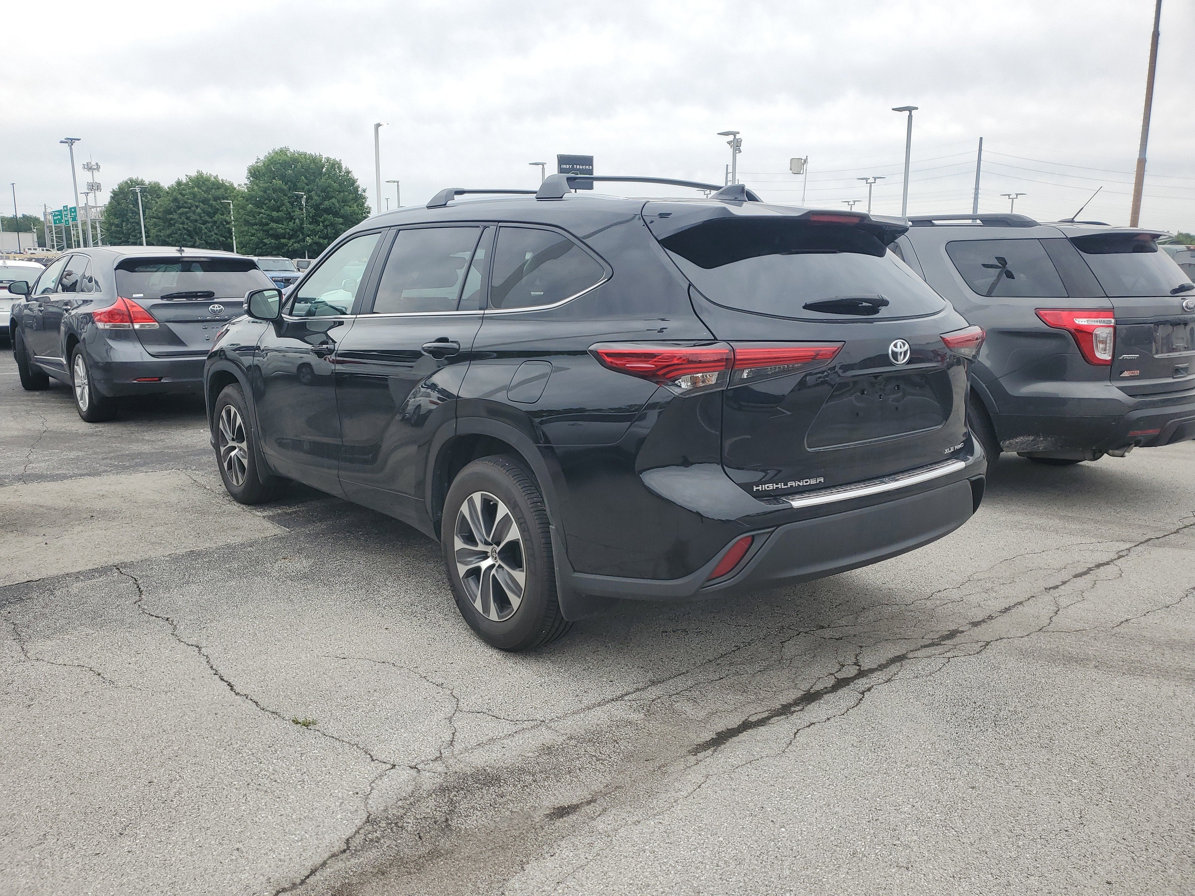 2023 Toyota Highlander XLE