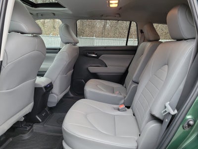 2023 Toyota Highlander XLE