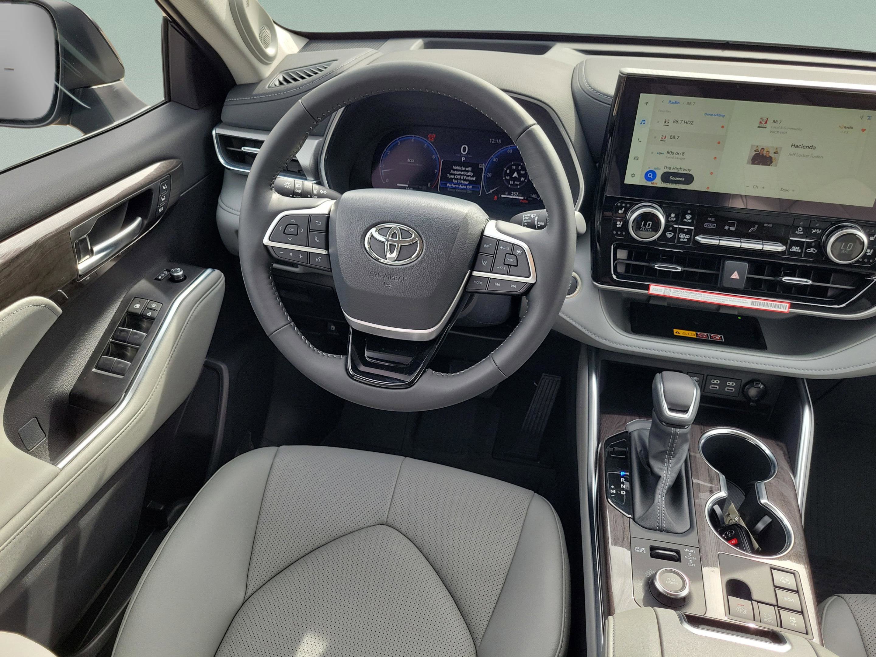 2026 Toyota Highlander Platinum