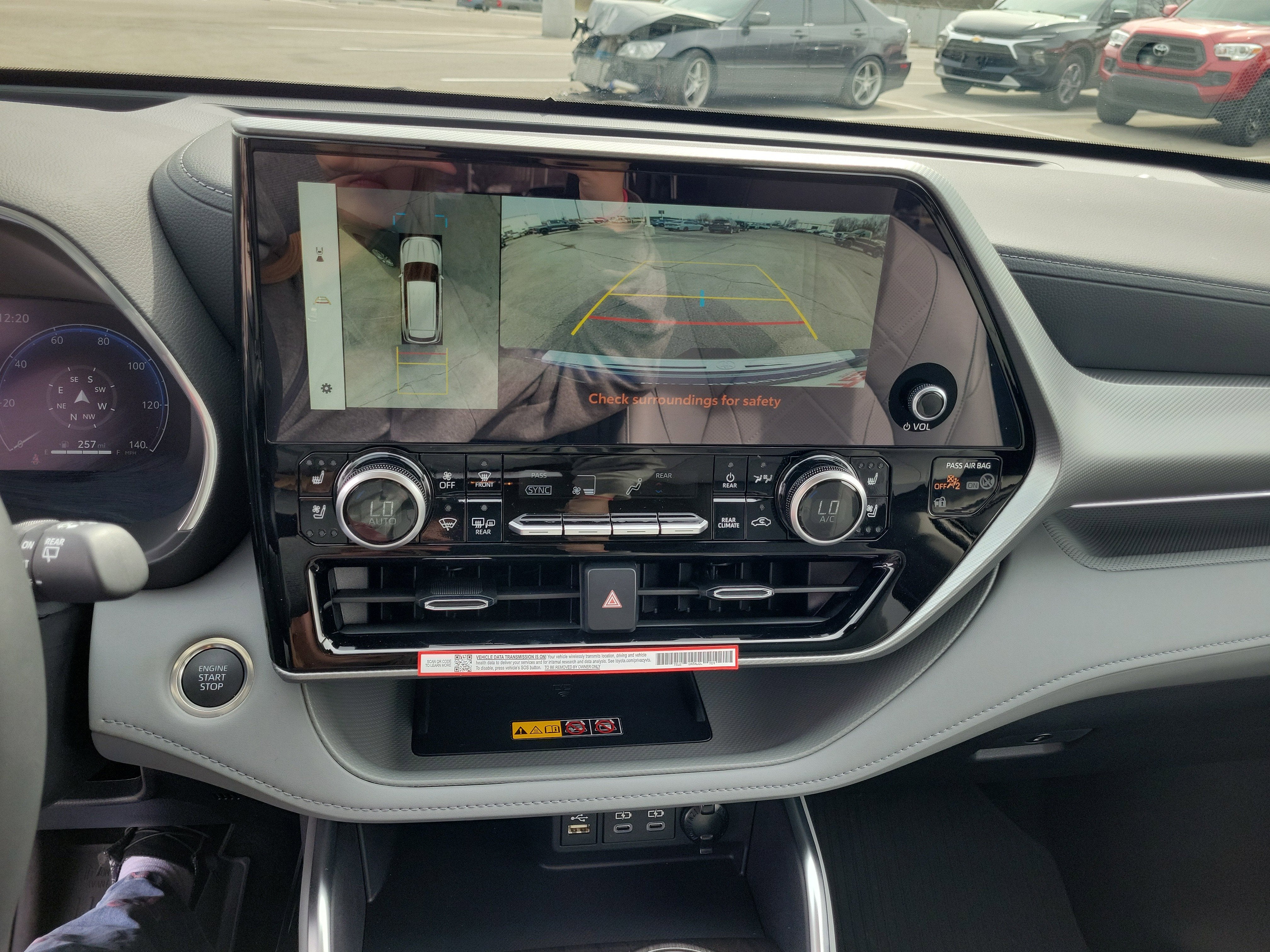 2026 Toyota Highlander Platinum