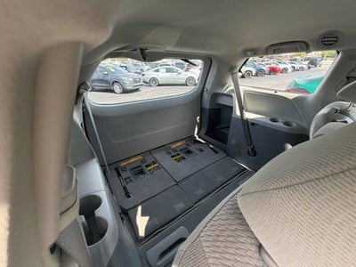 2011 Toyota Sienna LE