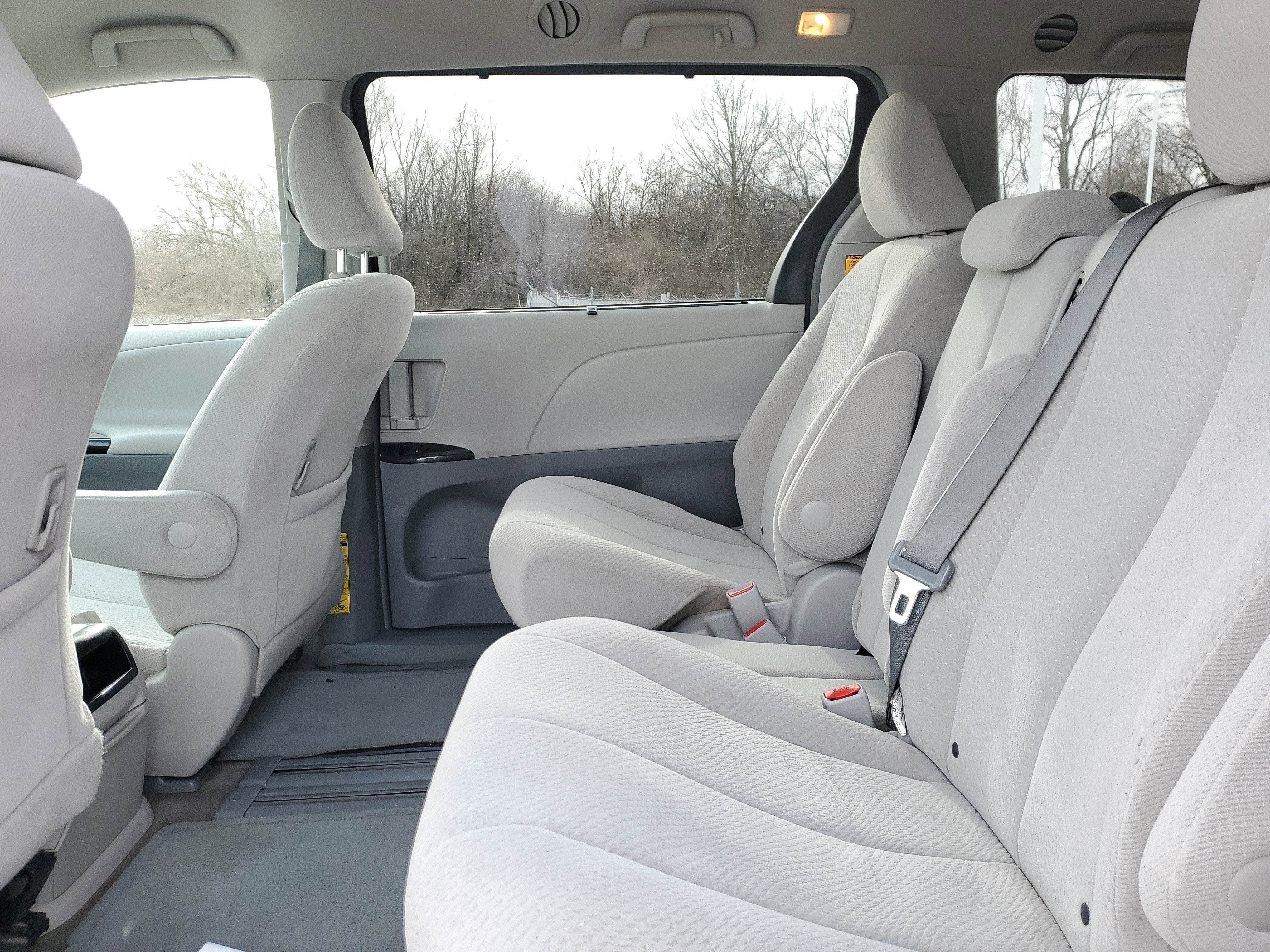 2013 Toyota Sienna LE