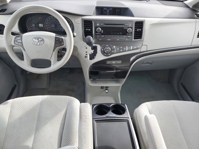 2013 Toyota Sienna LE