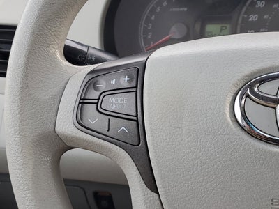 2013 Toyota Sienna LE