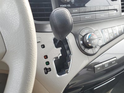 2013 Toyota Sienna LE