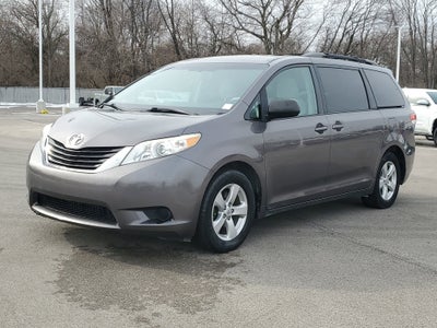 2013 Toyota Sienna LE