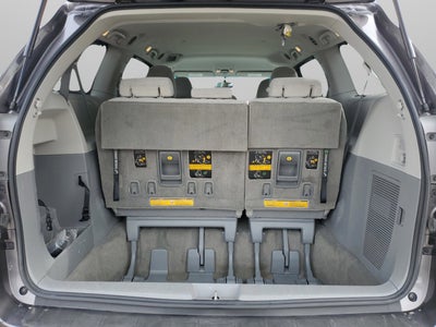 2013 Toyota Sienna LE