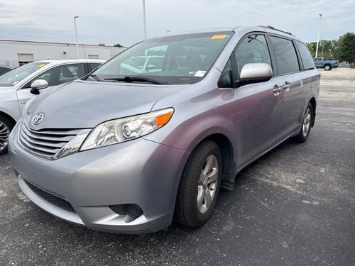 2017 Toyota Sienna LE
