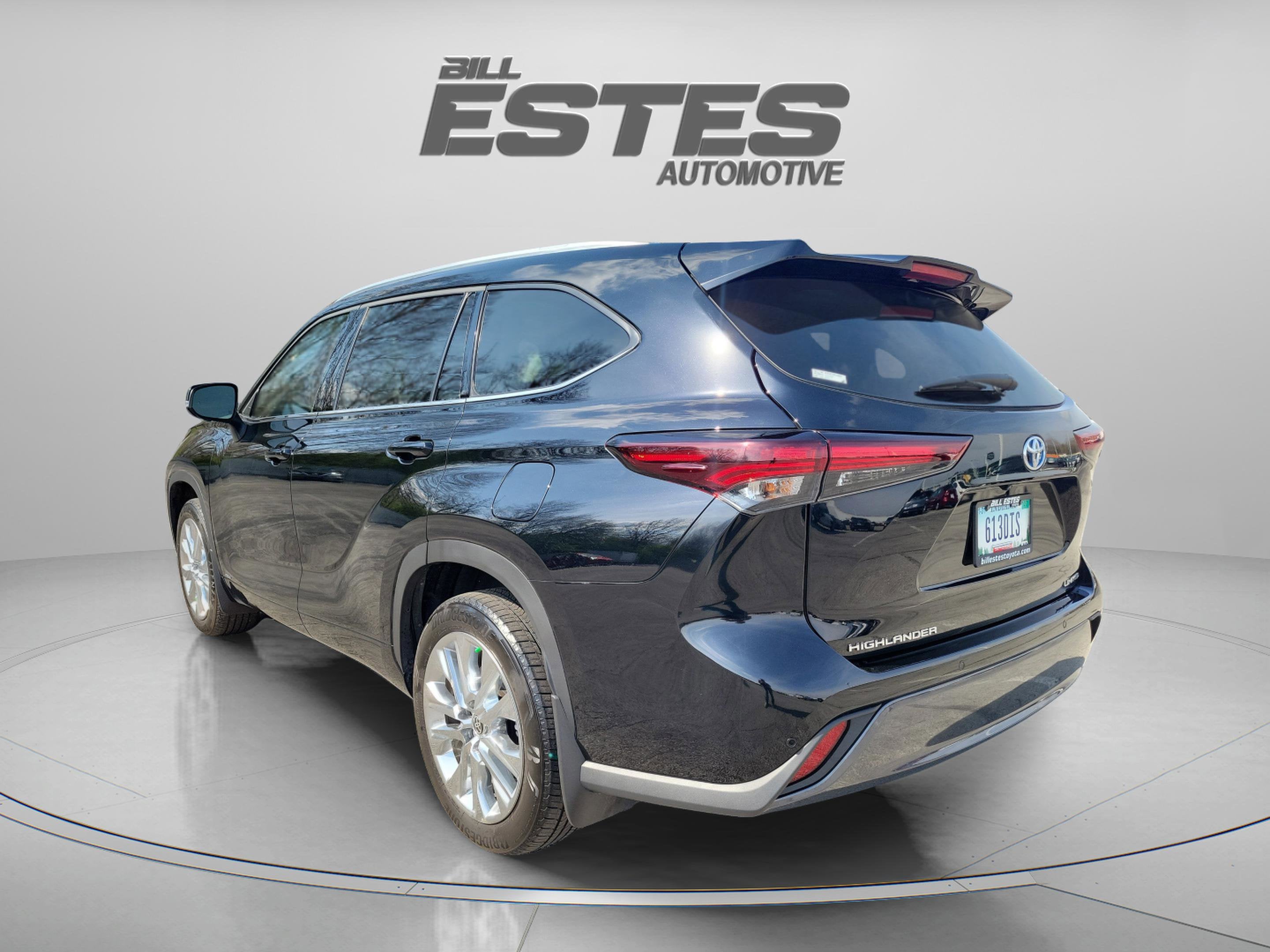 2024 Toyota Highlander Hybrid Limited