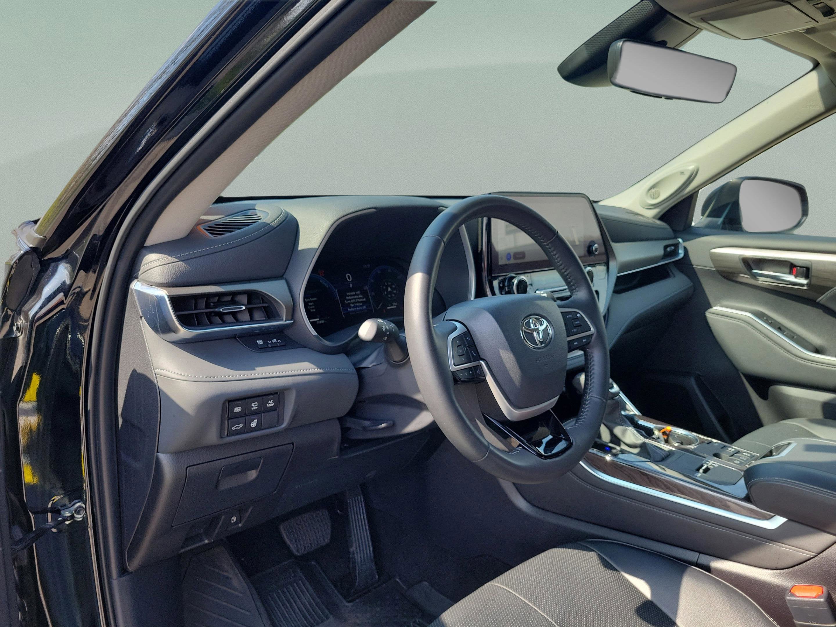 2024 Toyota Highlander Hybrid Limited