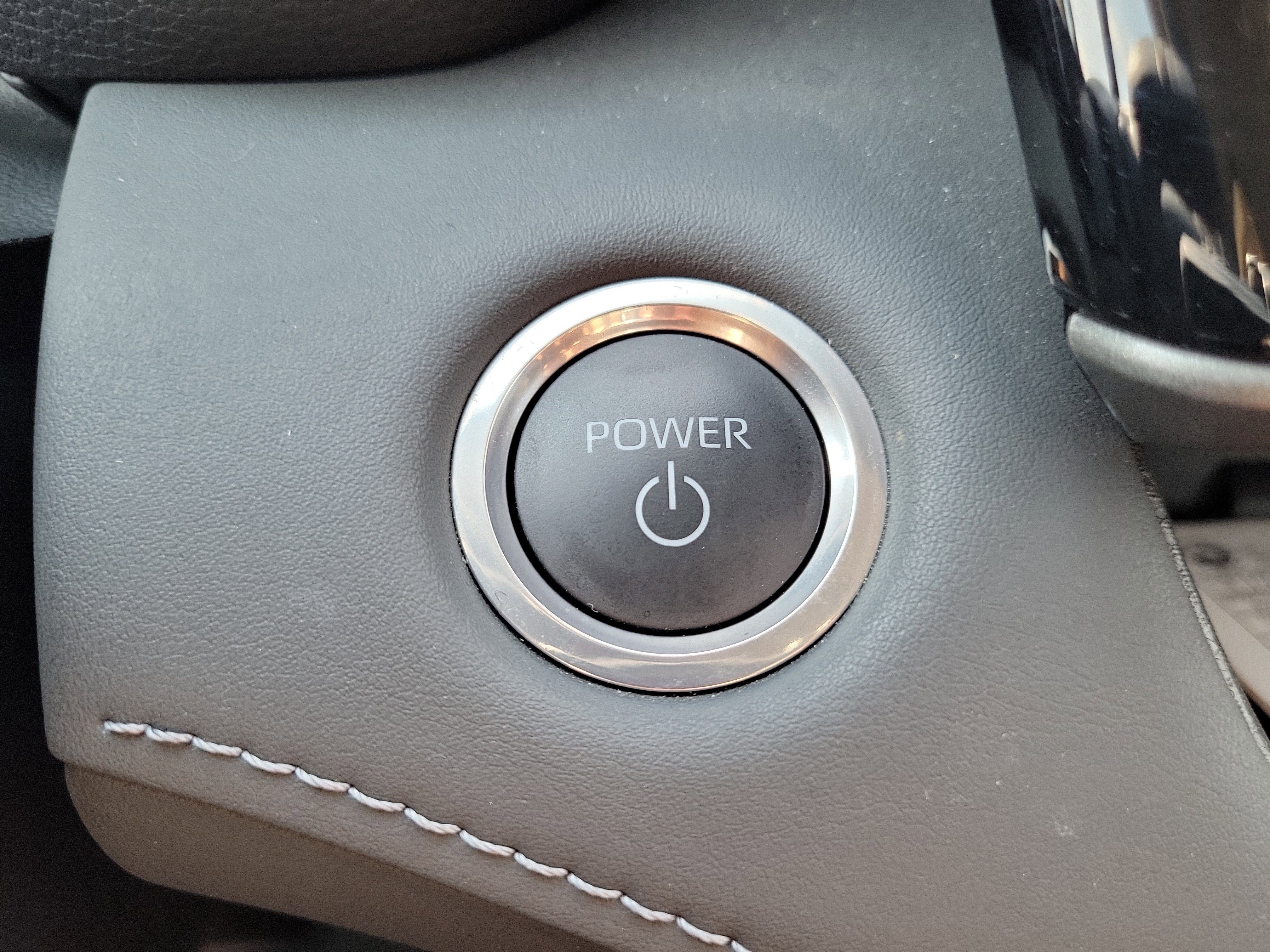 2024 Toyota Highlander Hybrid Limited