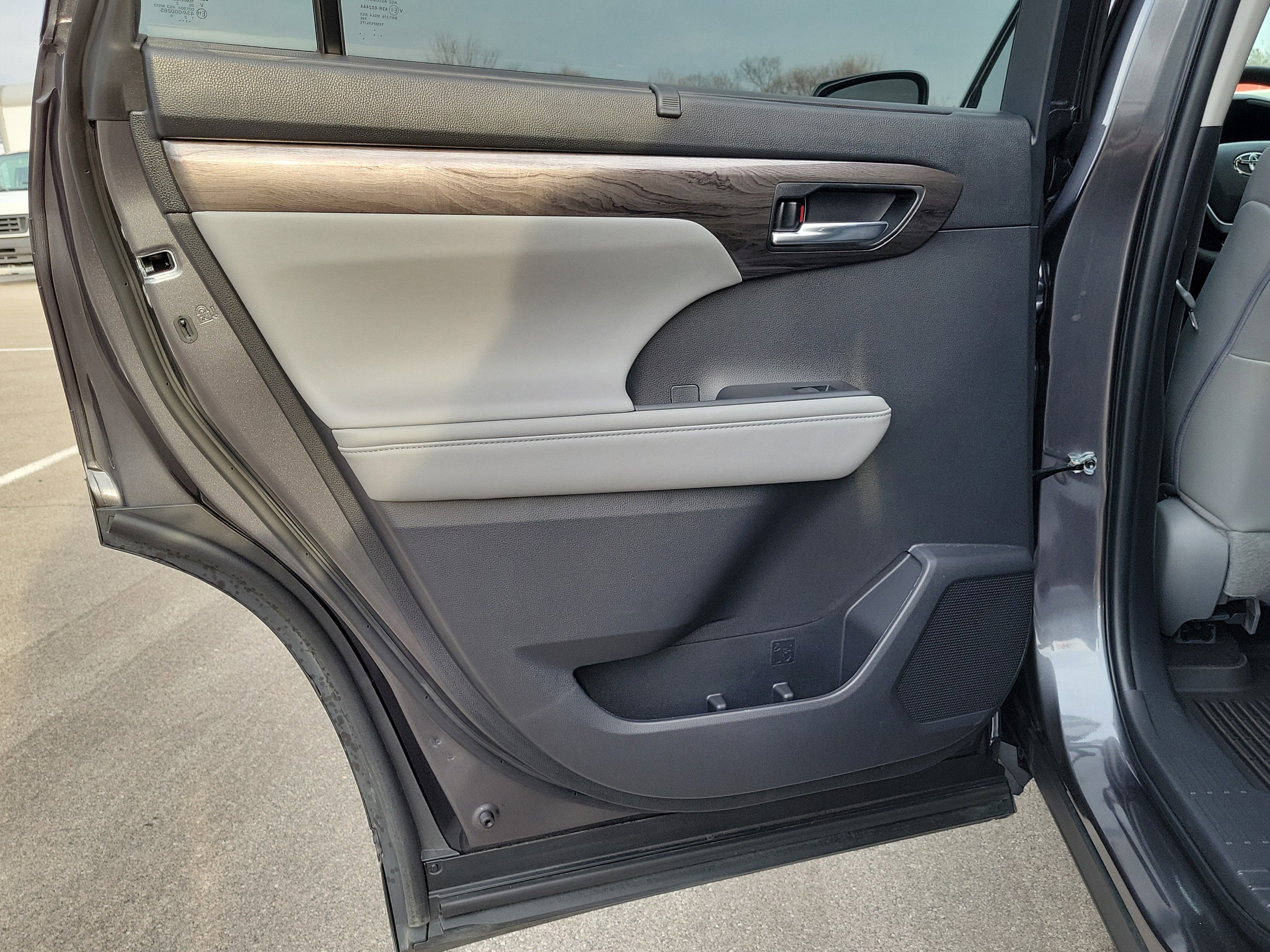 2023 Toyota Highlander Hybrid Limited