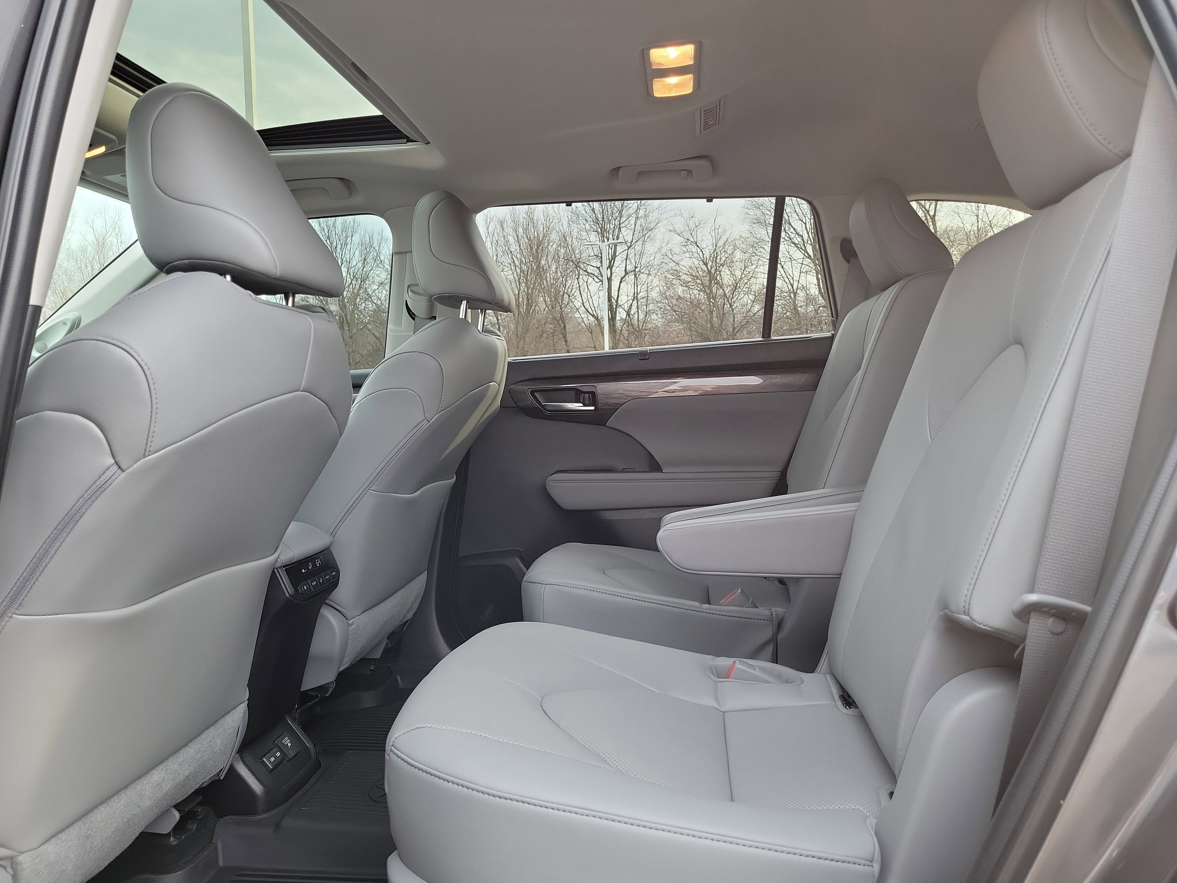 2023 Toyota Highlander Hybrid Limited