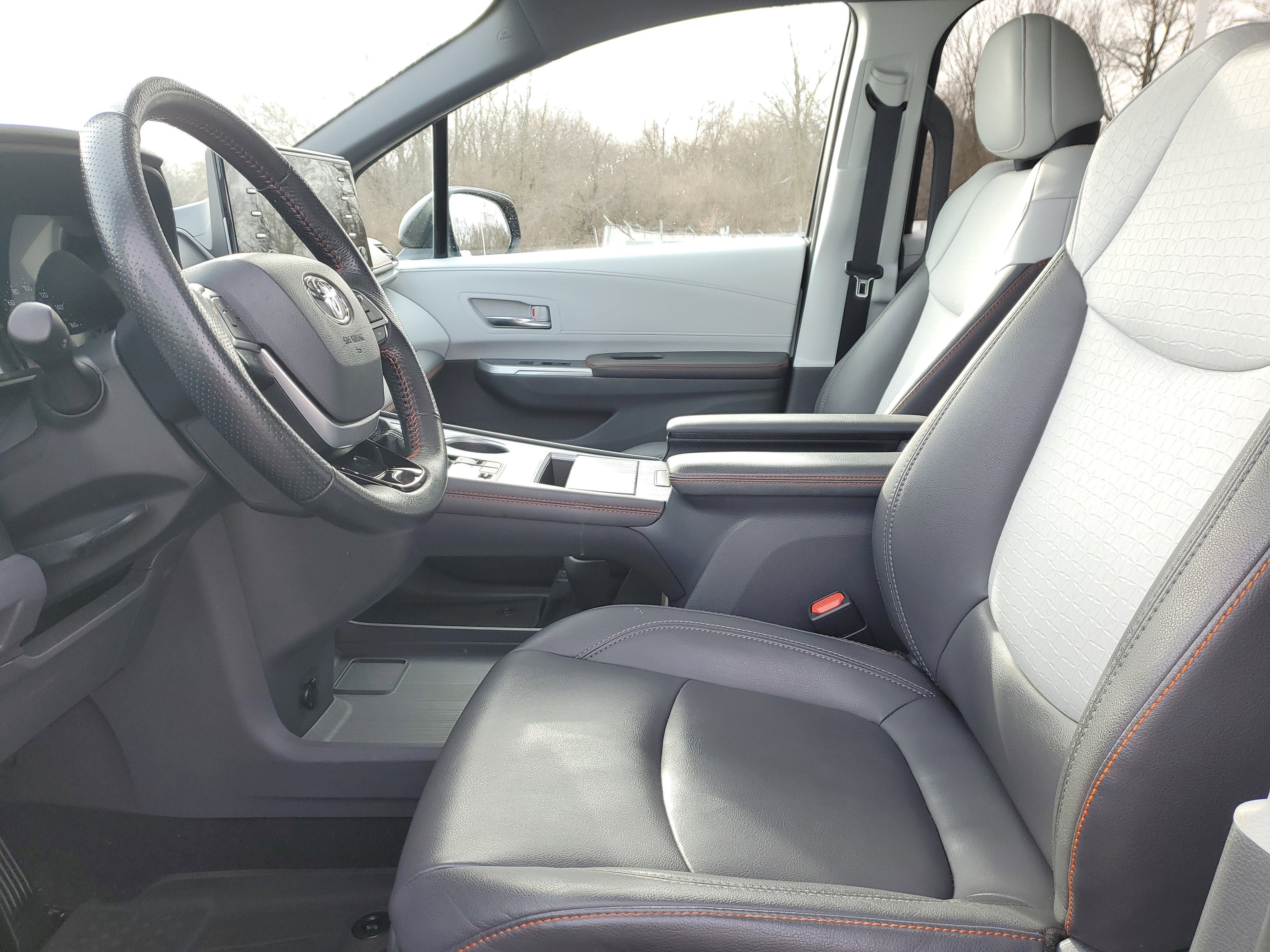 2021 Toyota Sienna XSE