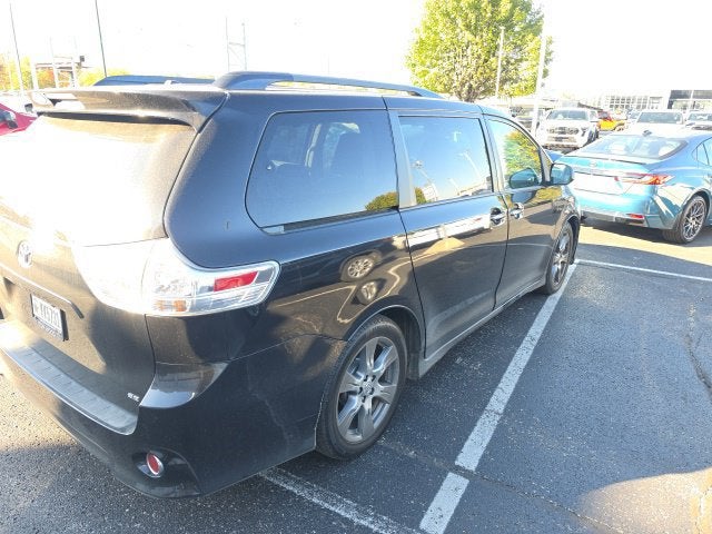 2017 Toyota Sienna SE Premium