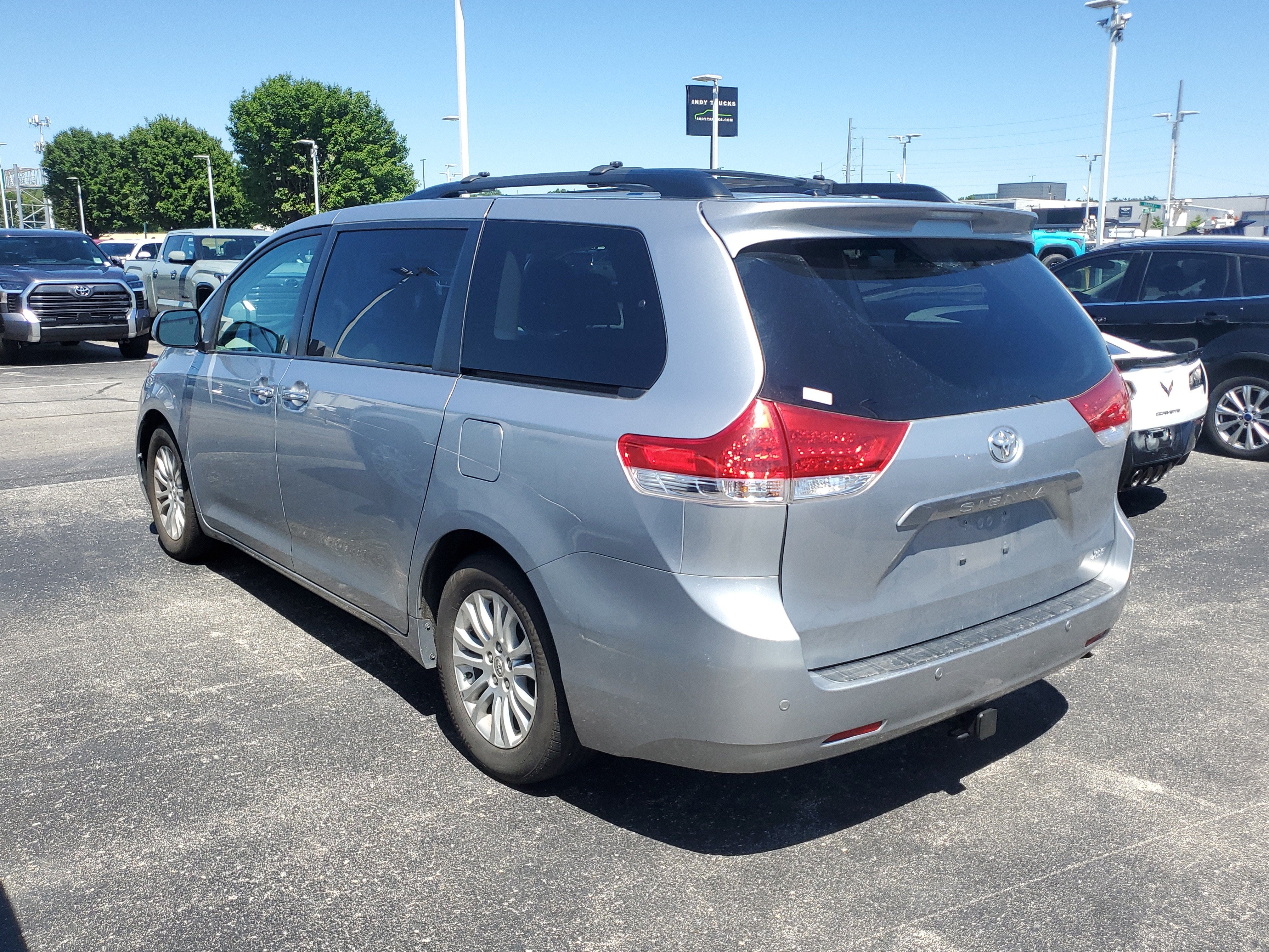 2013 Toyota Sienna XLE