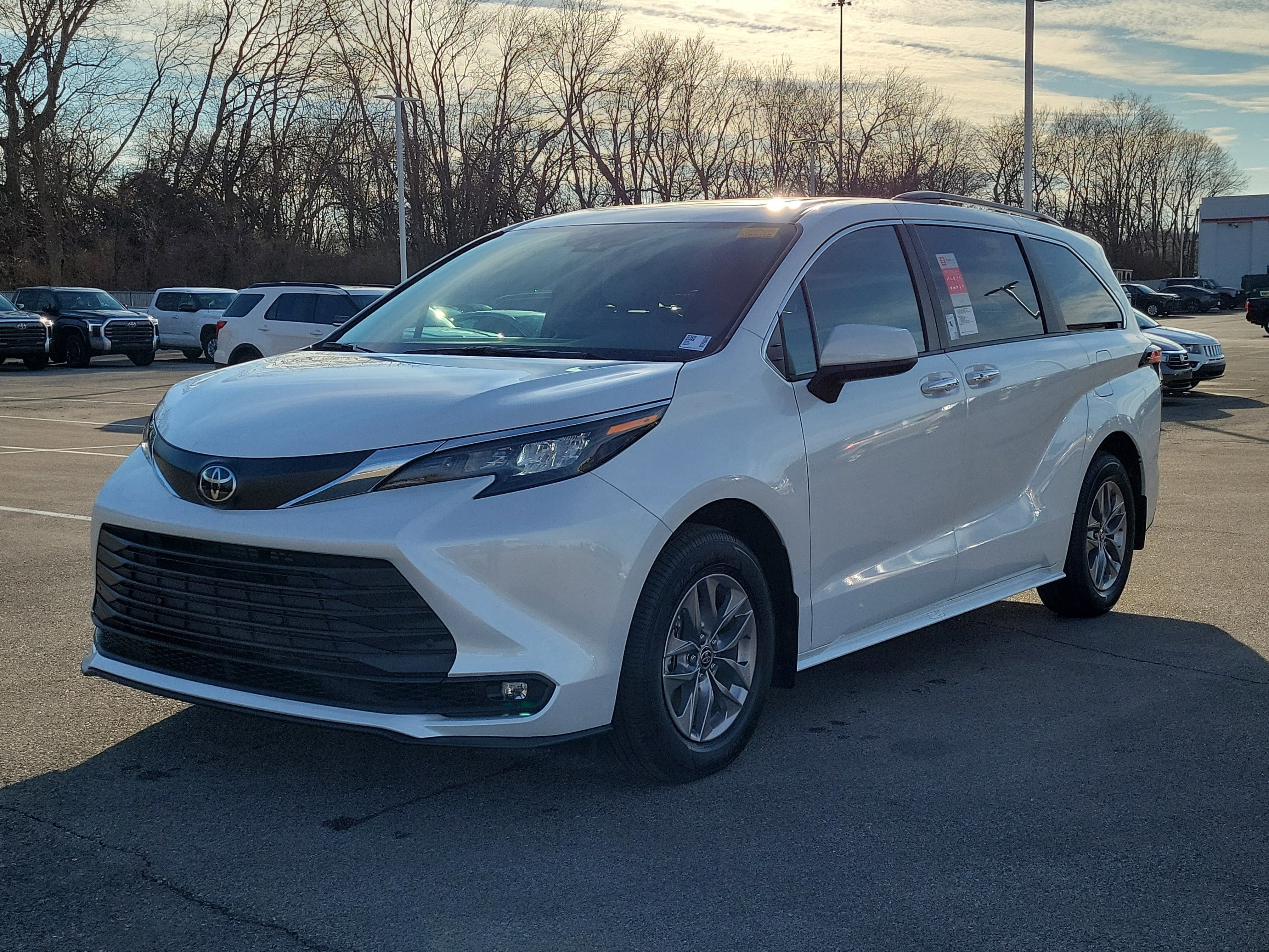 2026 Toyota Sienna XLE