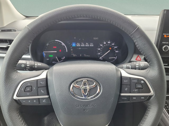 2025 Toyota Sienna XLE