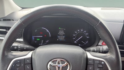 2022 Toyota Sienna XLE