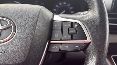 2022 Toyota Sienna XLE