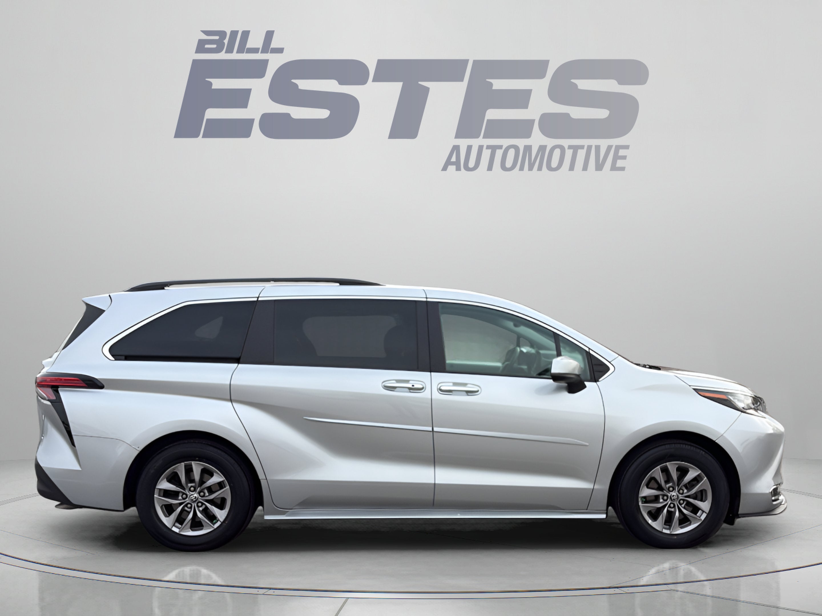 2022 Toyota Sienna XLE