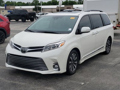 2018 Toyota Sienna Limited Premium