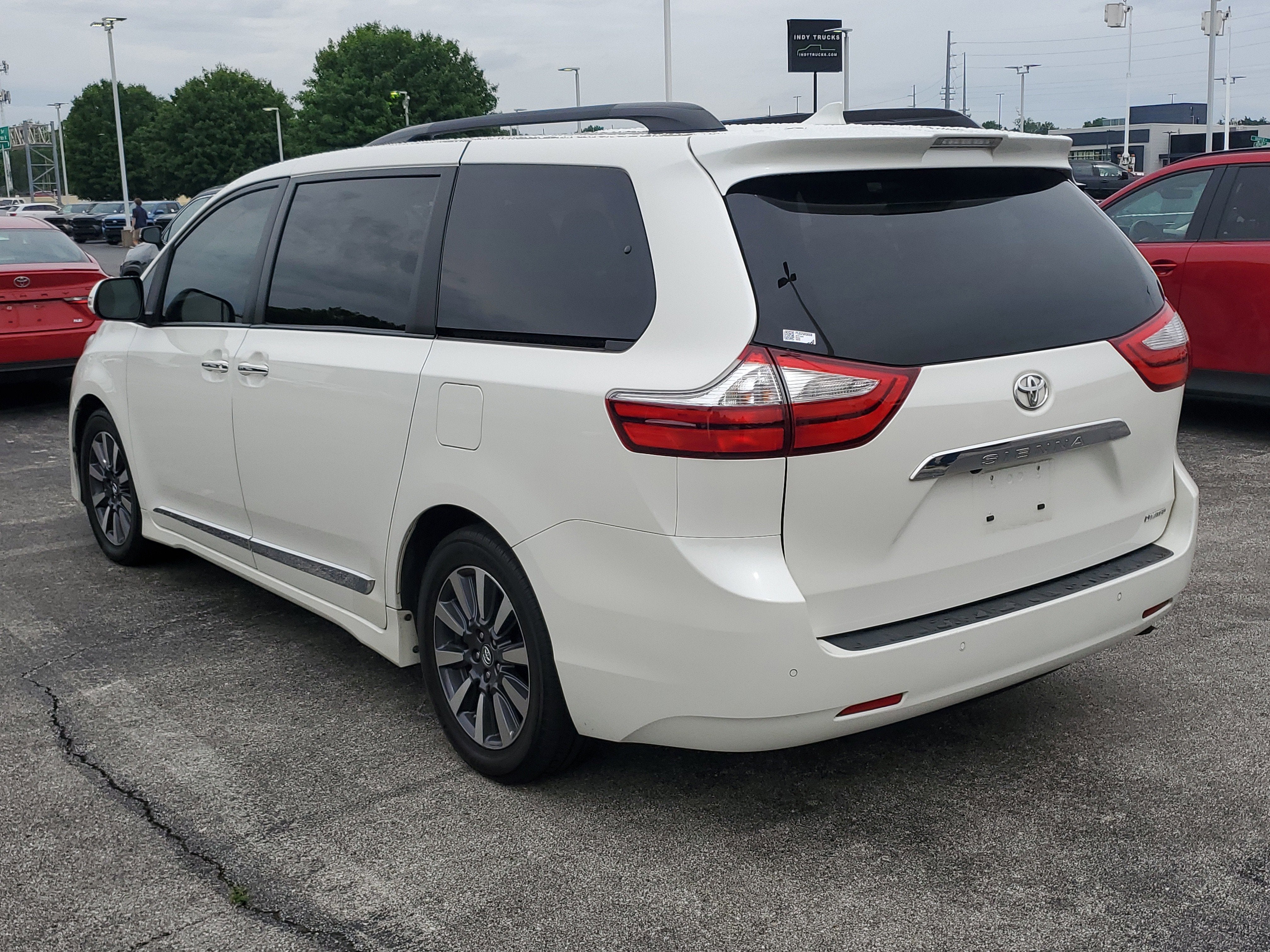 2018 Toyota Sienna Limited Premium