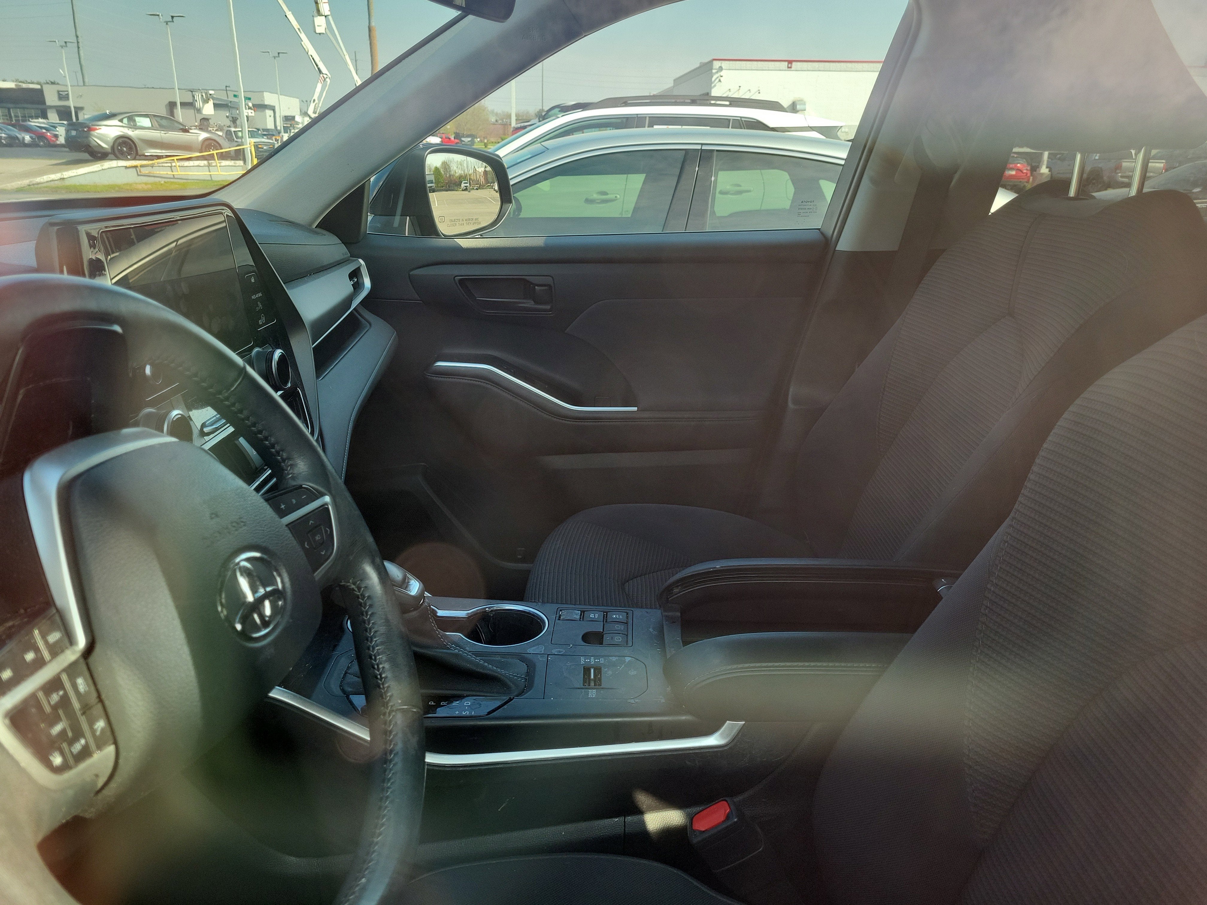 2023 Toyota Highlander Hybrid LE