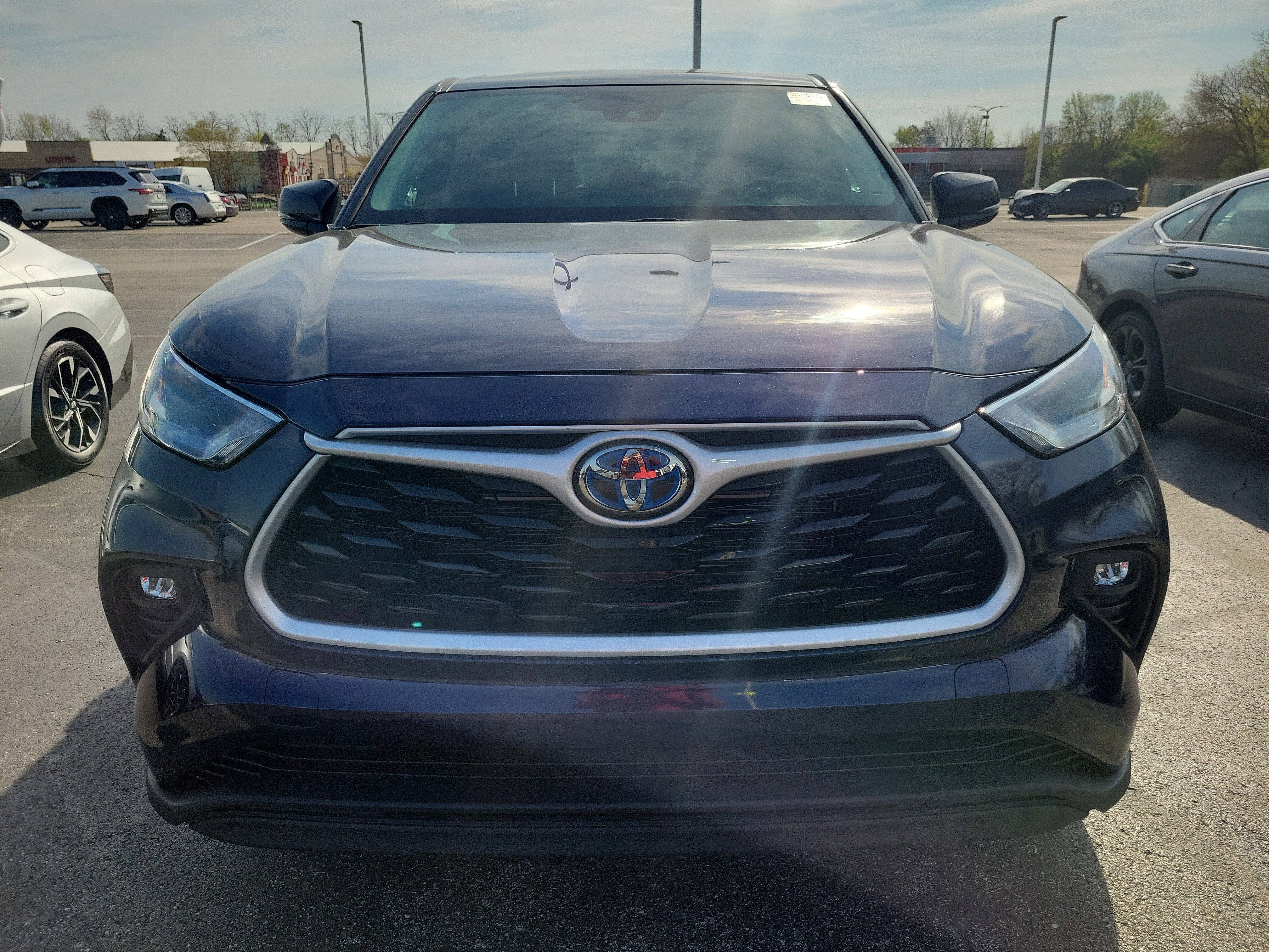 2023 Toyota Highlander Hybrid LE