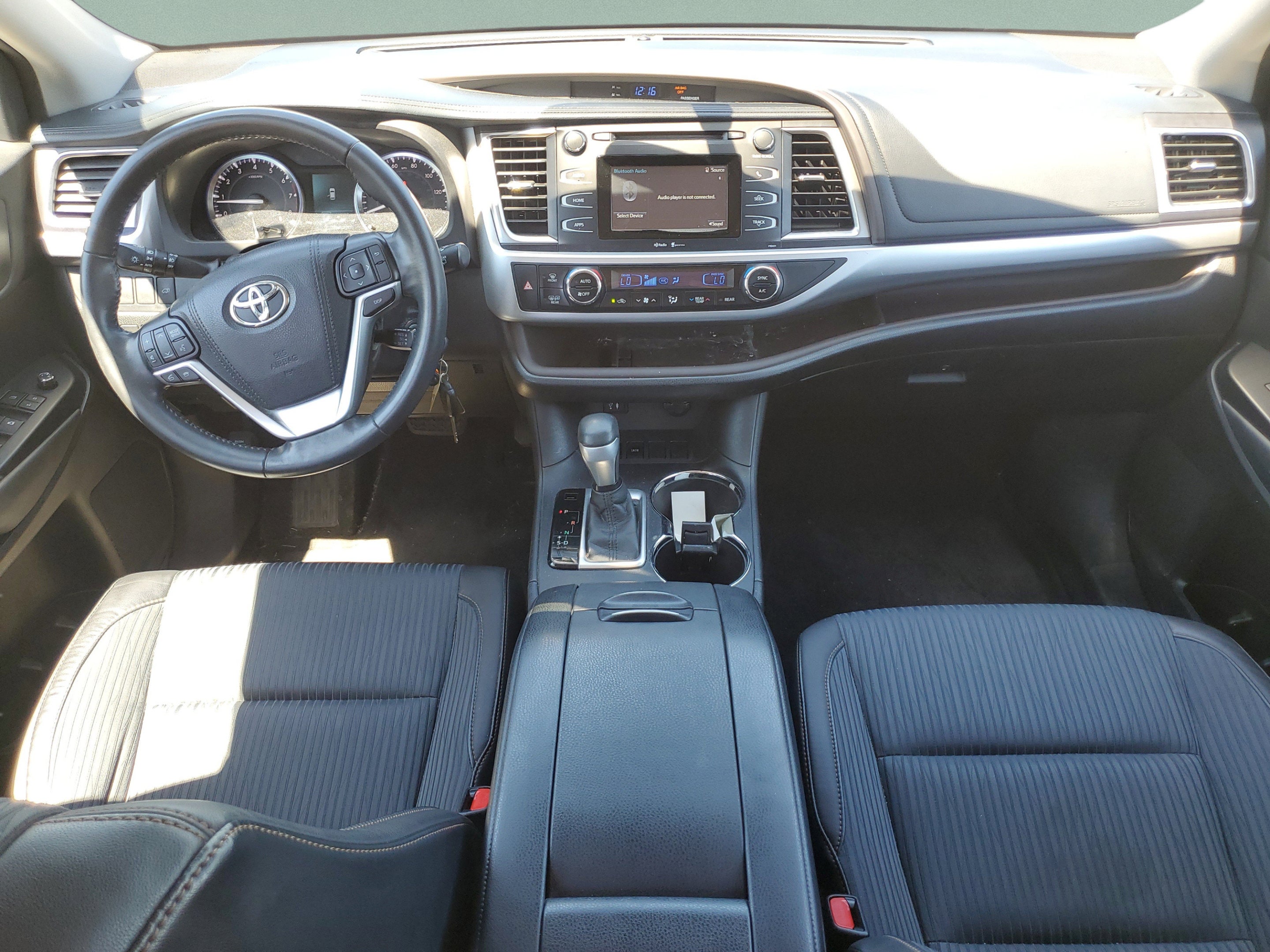 2015 Toyota Highlander LE