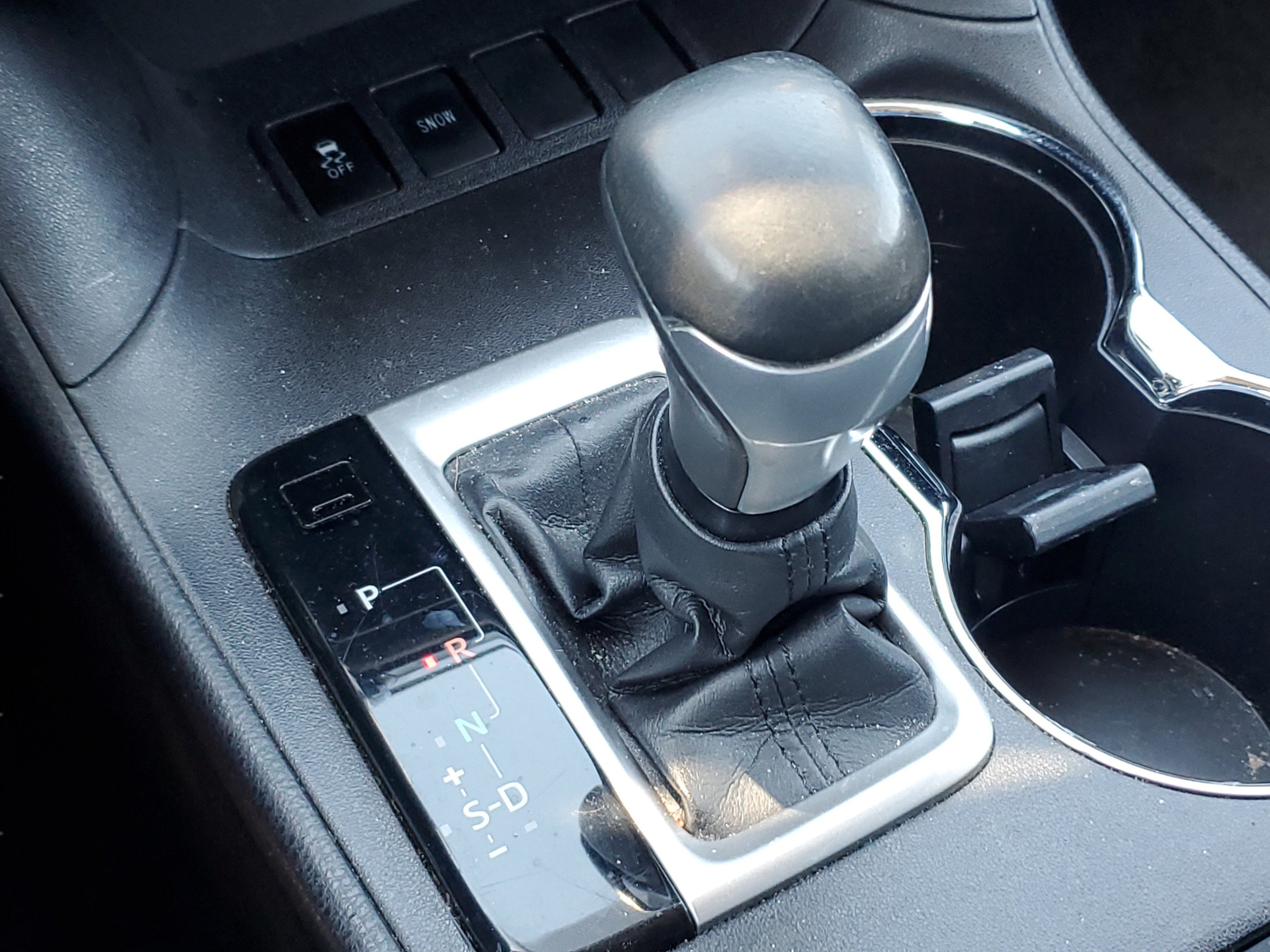 2015 Toyota Highlander LE