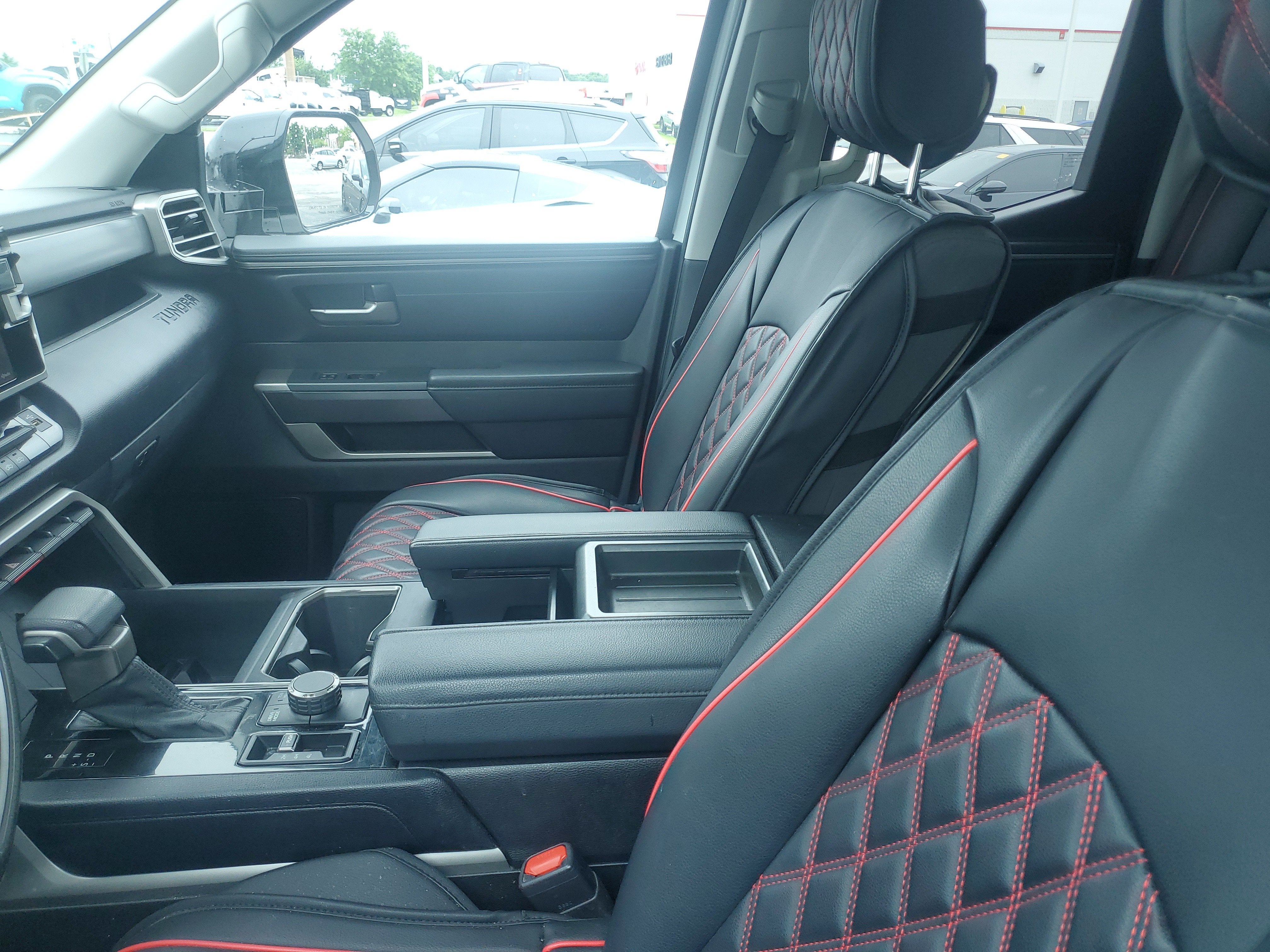 2022 Toyota Tundra 4WD SR5