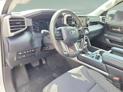2022 Toyota Tundra 4WD SR5