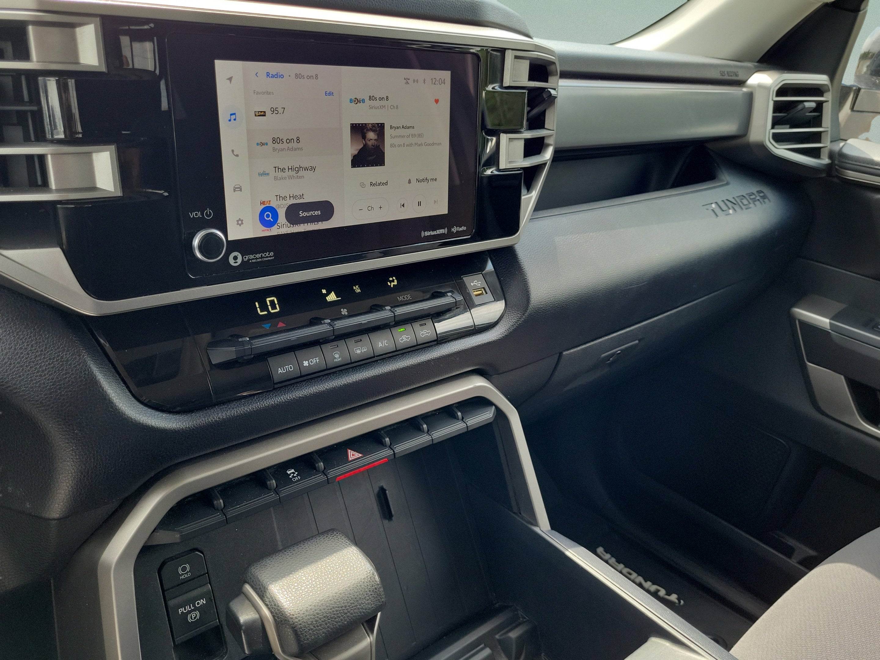 2022 Toyota Tundra 4WD SR5