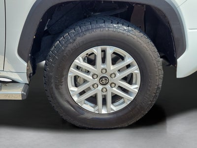 2022 Toyota Tundra 4WD SR5