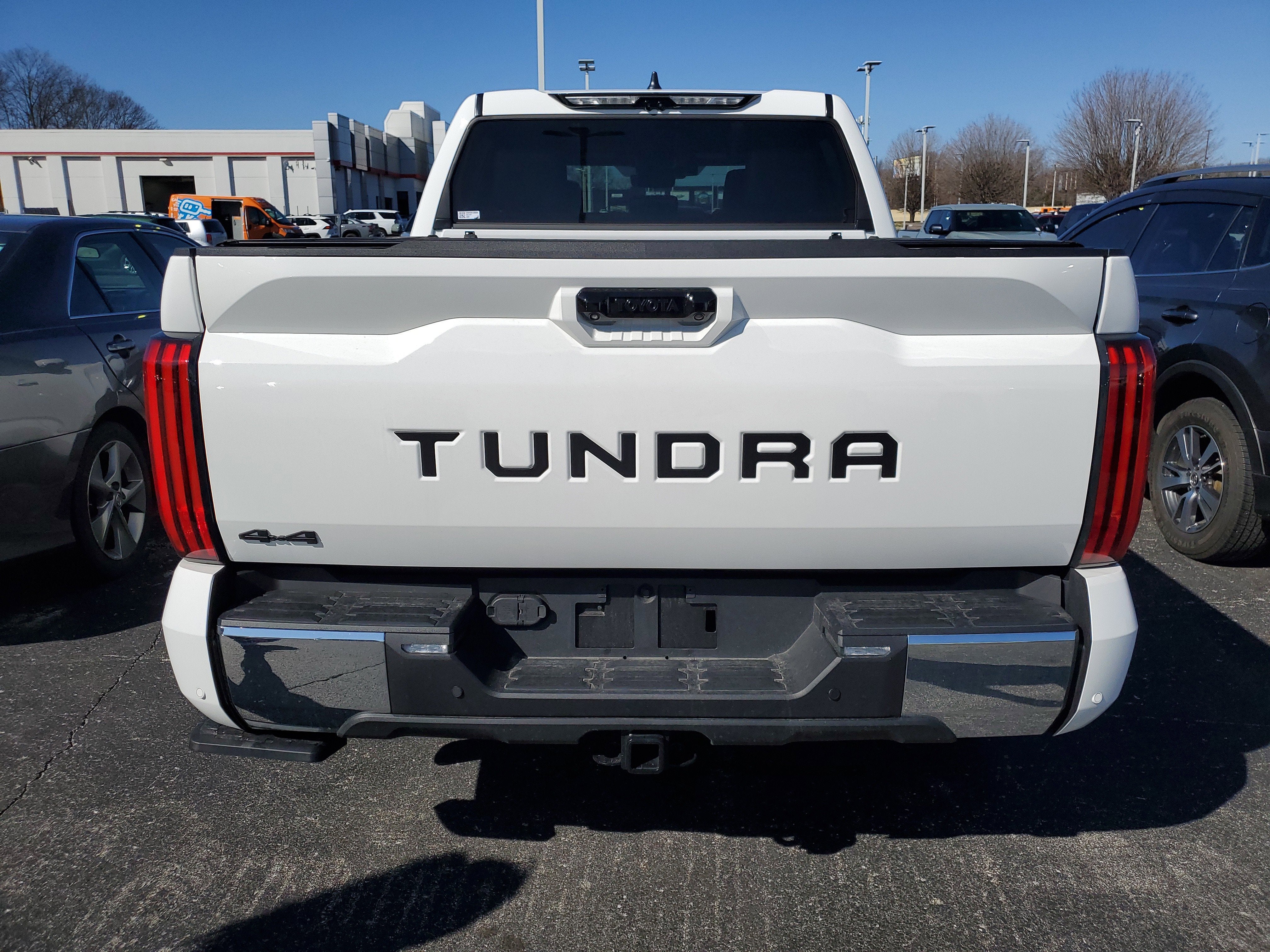 2025 Toyota Tundra 4WD SR5