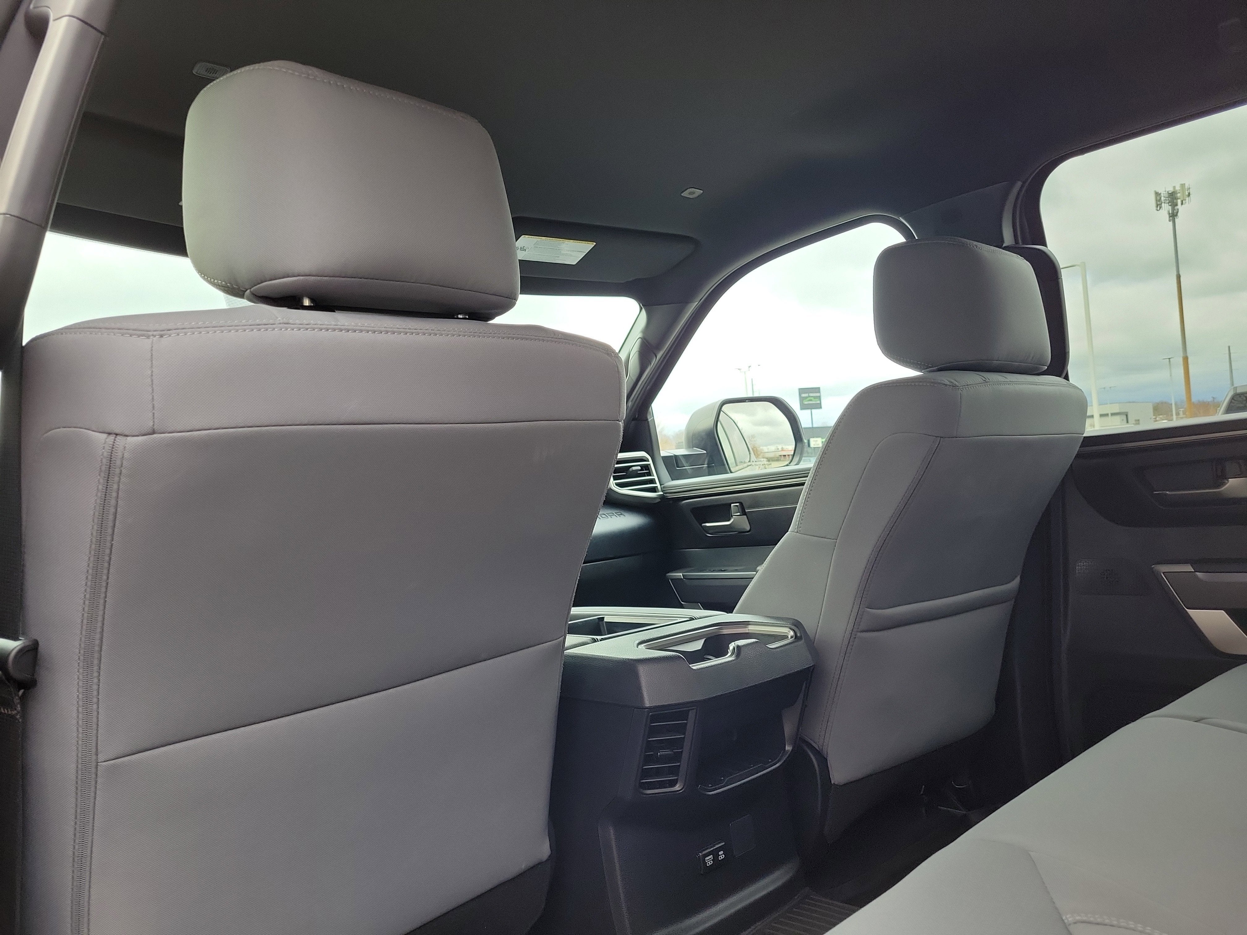 2025 Toyota Tundra 4WD SR5