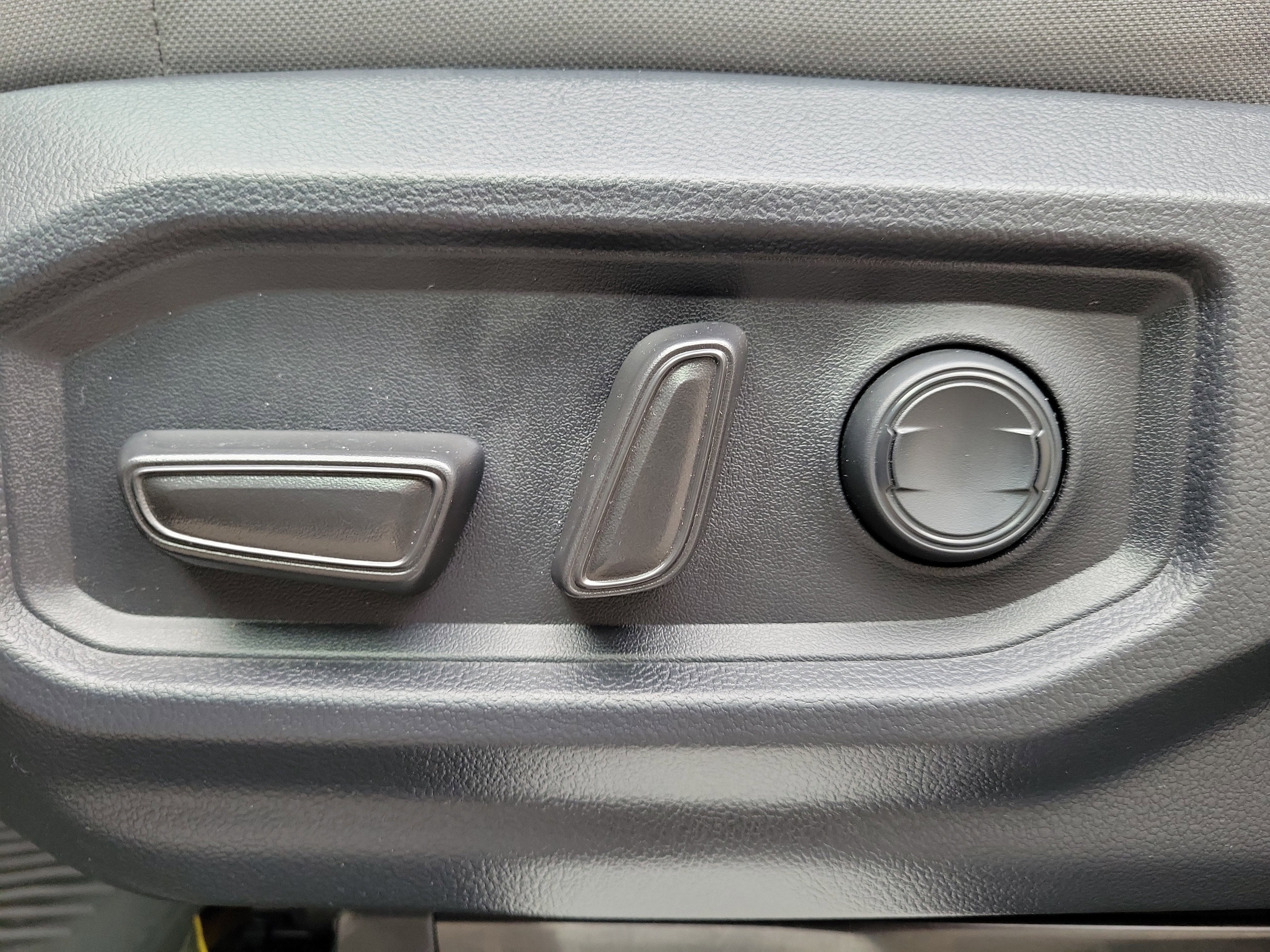 2025 Toyota Tundra 4WD SR5