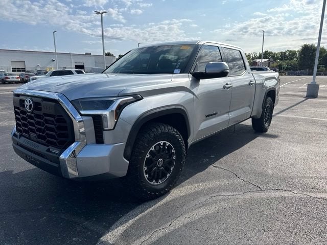 2022 Toyota Tundra 4WD SR5