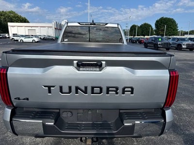 2022 Toyota Tundra 4WD SR5