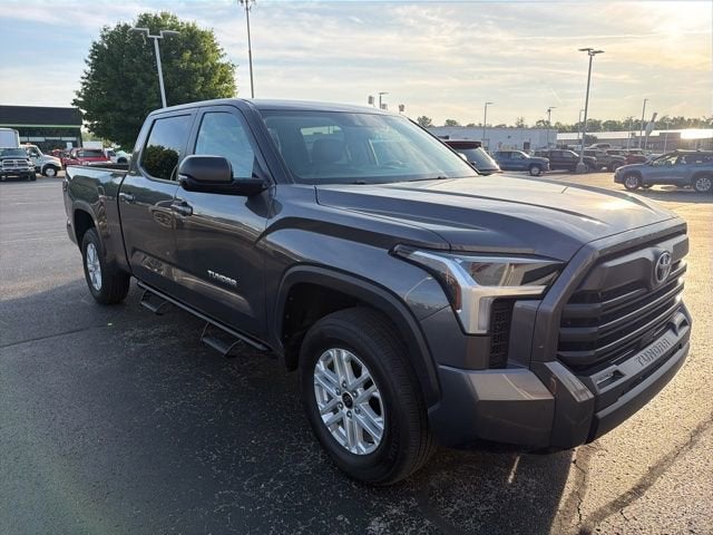 2024 Toyota Tundra 4WD SR5