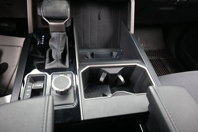 2025 Toyota Tundra 4WD SR5