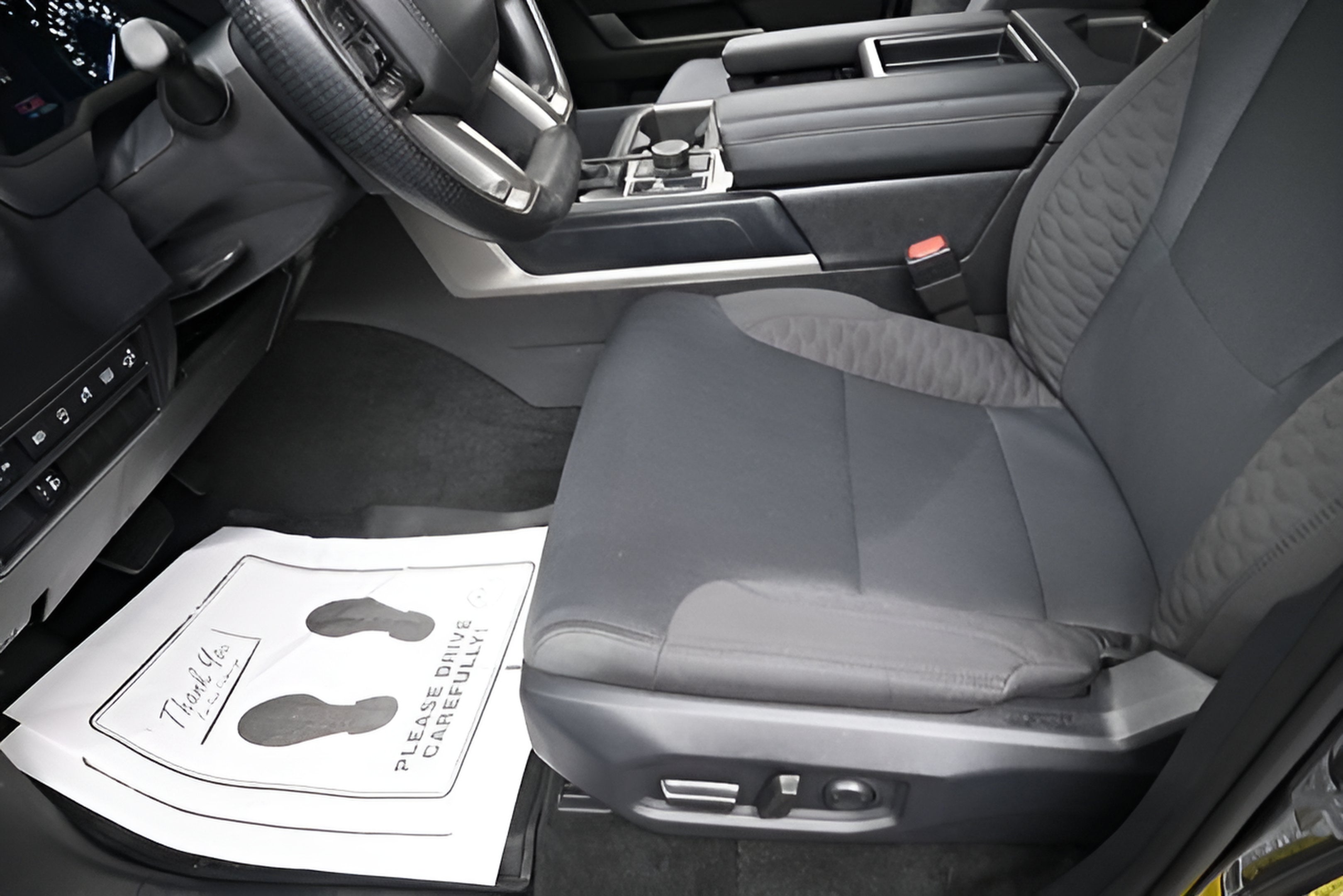2025 Toyota Tundra 4WD SR5