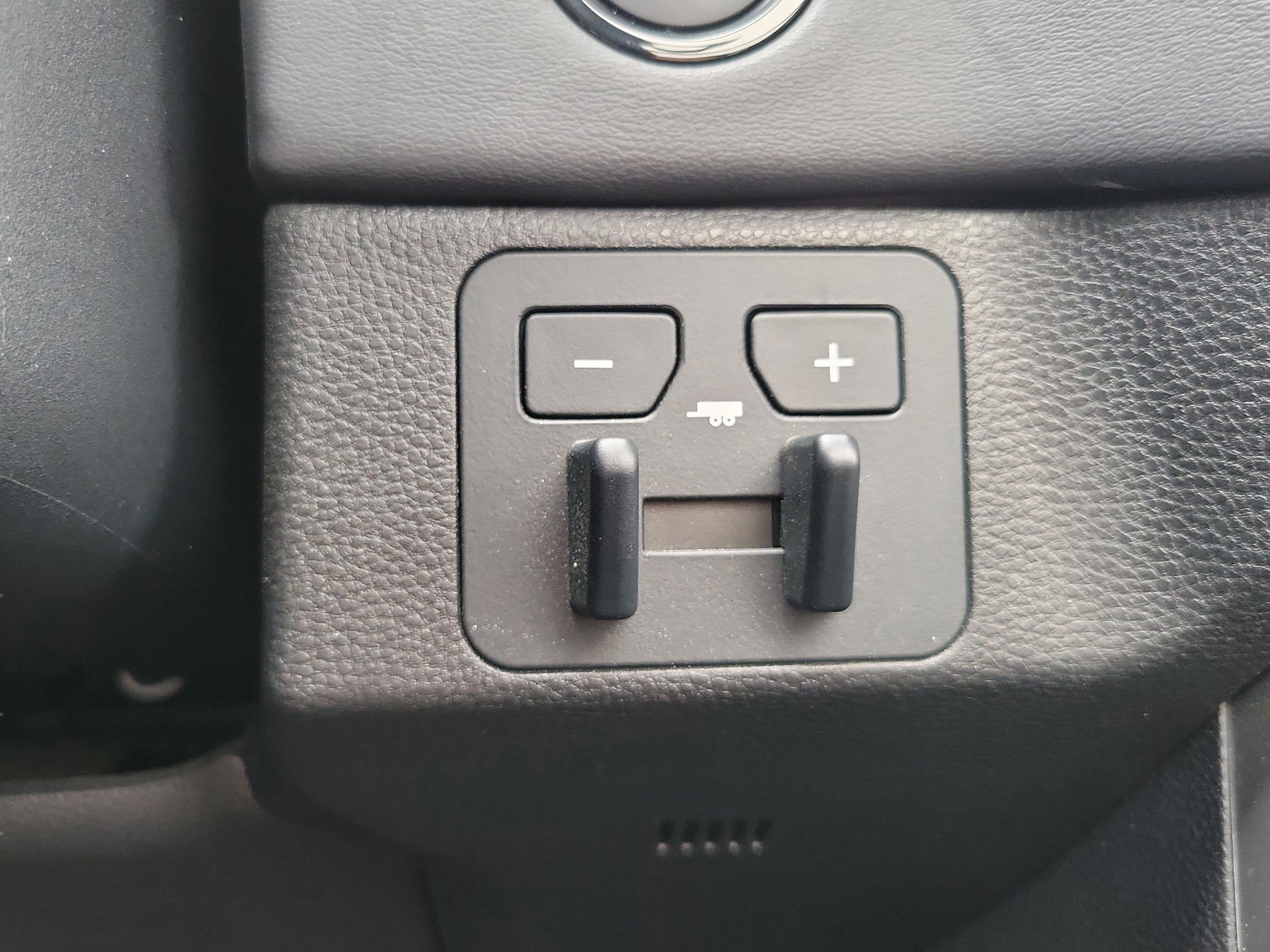 2025 Toyota Tundra 4WD Platinum Hybrid