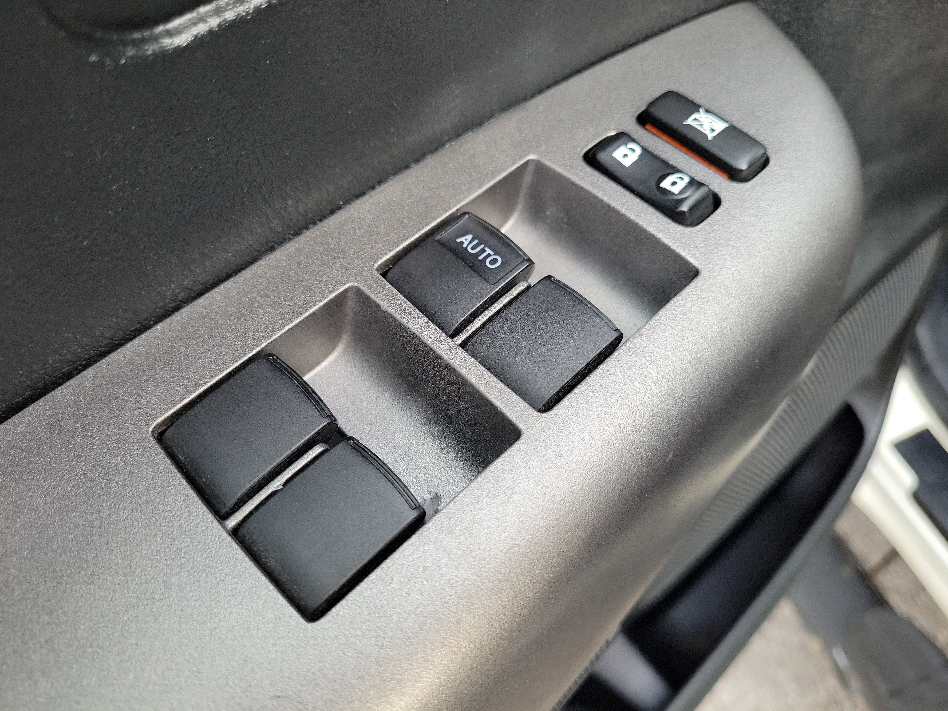 2012 Toyota Tundra 4WD Truck Grade